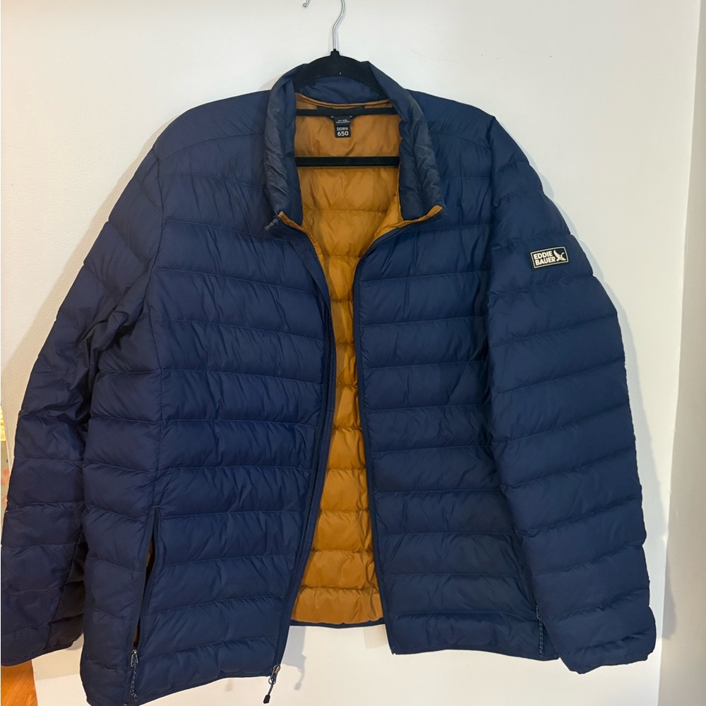 Eddie Bauer Men's Dark Blue and Mustard Puffer Jacket